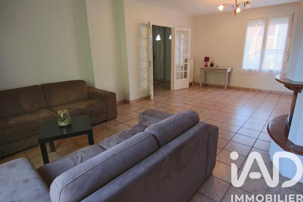 Maison à vendre 6 pièces 109 m² Savigny-le-Temple