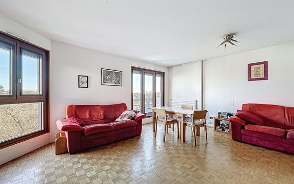 Appartement à vendre    4 pièces • 100,49 m2 Suresnes