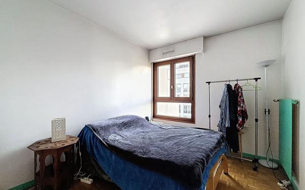 Appartement à vendre    4 pièces • 100,49 m2 Suresnes