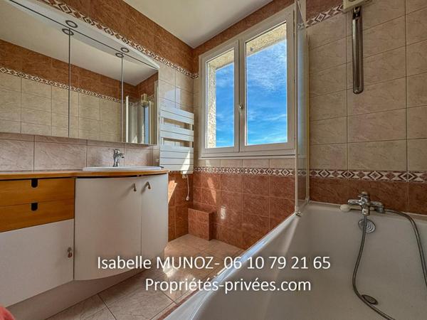 Cournon, maison indépendante F5 avec dépendances et jardin