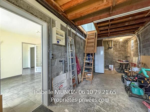 Cournon, maison indépendante F5 avec dépendances et jardin