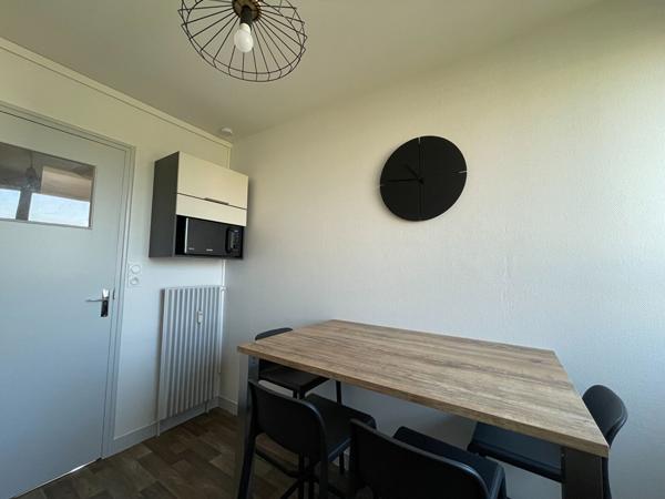 RENNES VILLEJEAN - Chambre meublée dans appartement refait à neuf !