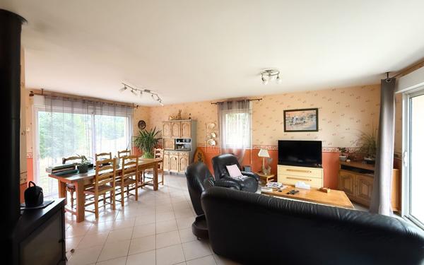 Maison à vendre    4 pièces •  Coussac-Bonneval