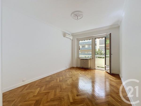 Appartement T3 à vendre  3 pièces - 73,02 m 2   LYON  - 69006