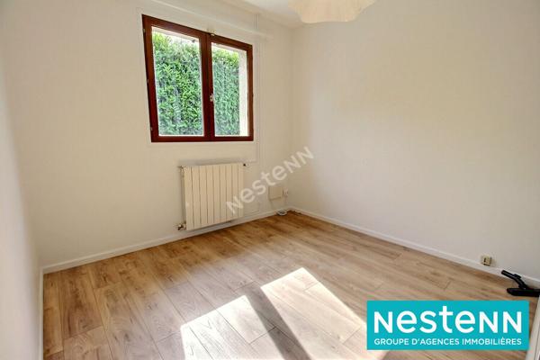 MEYZIEU, SECTEUR CALABRES, PLAIN PIED, RENOVÉE, 3 CHAMBRES