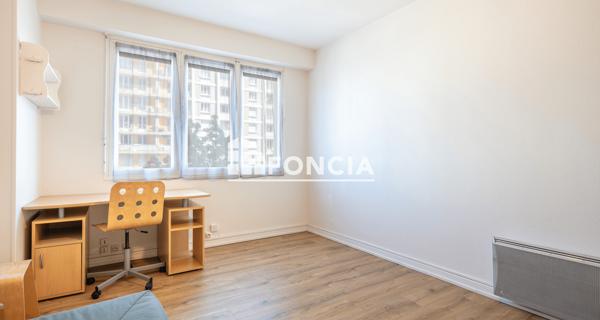 À vendre Studio 30 m² - Grenoble 38100