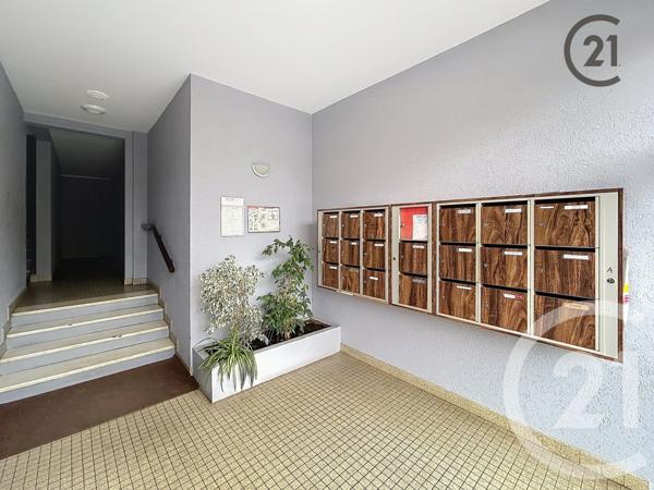 Appartement F3 à vendre  3 pièces - 62,20 m2 MONTEREAU FAULT YONNE - 77