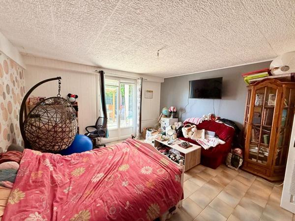 MAISON FAMILIALE 186M² - VUE PANORAMIQUE SUR LAROCHE SAINT CYDROINE