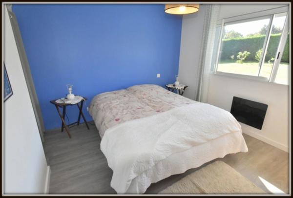 PROCHE DAX ( 10 mn côté EST ) - MAGNIFIQUE VILLA T7 de 2007 Plain Pied - PISCINE - 4 SALLES D'EAU