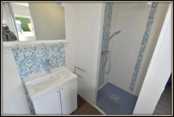 PROCHE DAX ( 10 mn côté EST ) - MAGNIFIQUE VILLA T7 de 2007 Plain Pied - PISCINE - 4 SALLES D'EAU