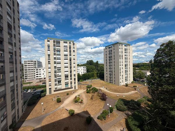 Appartement Dijon 3 pièce(s) 64.7 m2