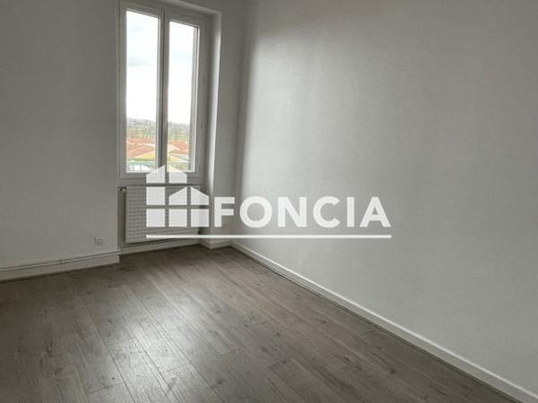 Location Appartement 2 pièces 45.1 m² - 2 RUE MAMESSIER Mably 42300