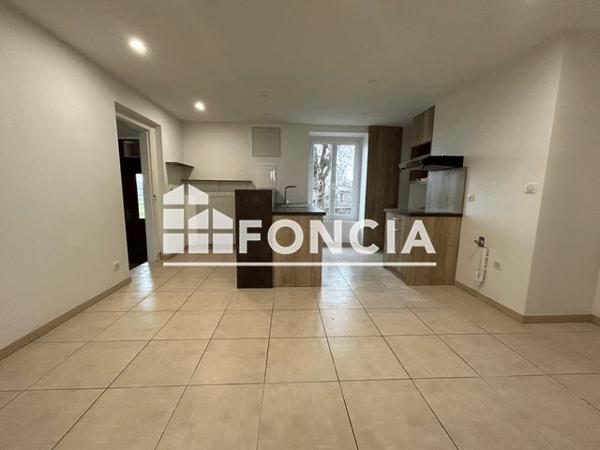 Location Maison 5 pièces 116.14 m² - ROUTE TOURISTIQUE DU BELVERDER Commelle Vernay 42120