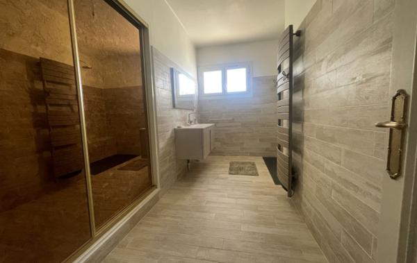 Vente Maison Villa T5 à rafraîchir Bouc-bel-air   