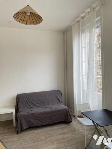 Immeuble à Vendre à Fougères (35300) en Ille-et-Vilaine (35)

Exclusivement à l'Etude, Haute ...