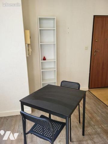 Immeuble à Vendre à Fougères (35300) en Ille-et-Vilaine (35)

Exclusivement à l'Etude, Haute ...