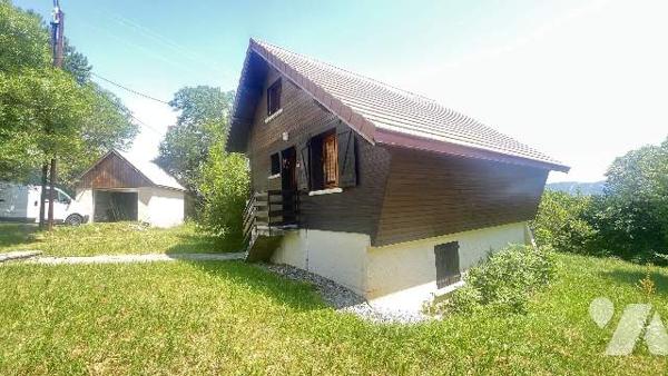 TYPIQUE CHALET RUCHE  2 APPARTEMENTS