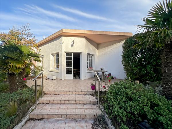 Maison T5 face à la Forêt et à 1500 m de la Grande Plage