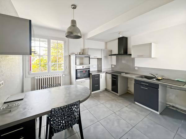 Maison T5 face à la Forêt et à 1500 m de la Grande Plage