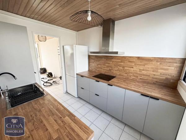 Appartement à louer 1 pièce 9.42m² Cholet (49300)