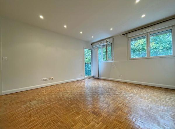 Appartement Aubergenville 3 pièce(s) 56,30 m2 2 CHAMBRES - CAVE - BALCON