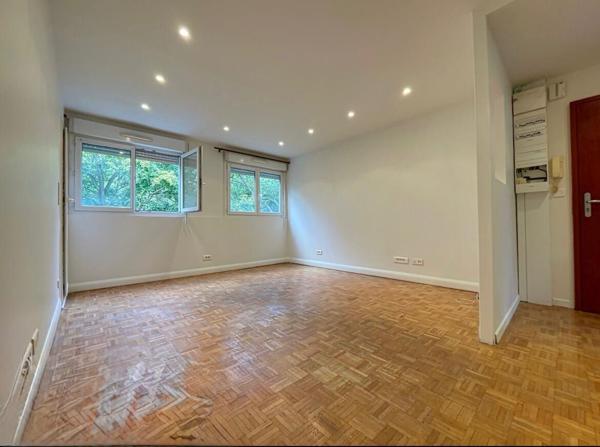 Appartement Aubergenville 3 pièce(s) 56,30 m2 2 CHAMBRES - CAVE - BALCON