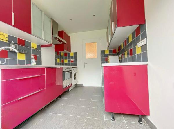 Appartement Aubergenville 3 pièce(s) 56,30 m2 2 CHAMBRES - CAVE - BALCON