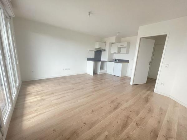 Parking + appartement