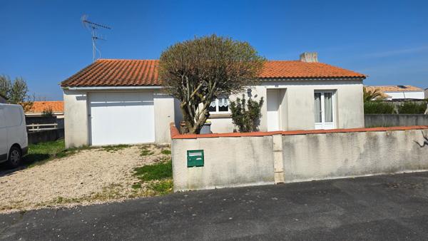Maison L Ile D Olonne 4 pièce(s) A LOUER A L ANNEE