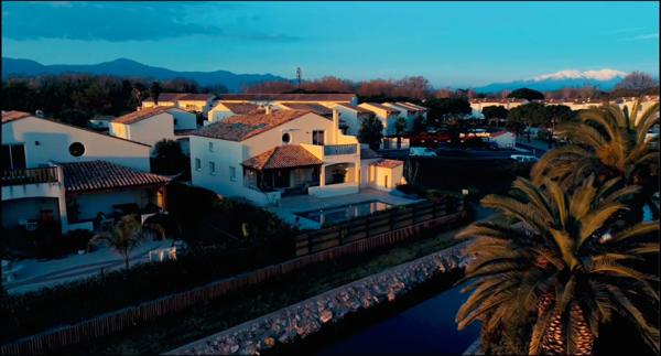 Propriete à vendre 6 pièces SAINT CYPRIEN (66)