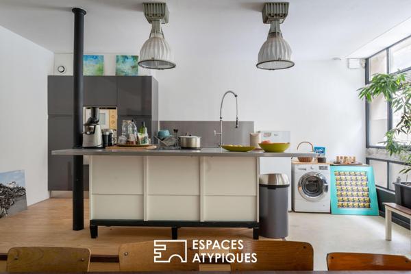 Refuge Urbain : Loft en Pierre et Acier au Coeur de Nantes