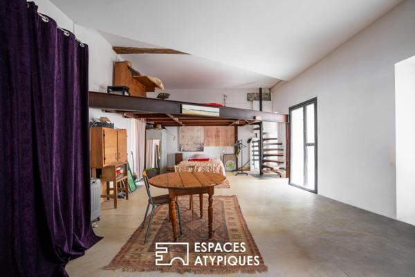 Refuge Urbain : Loft en Pierre et Acier au Coeur de Nantes