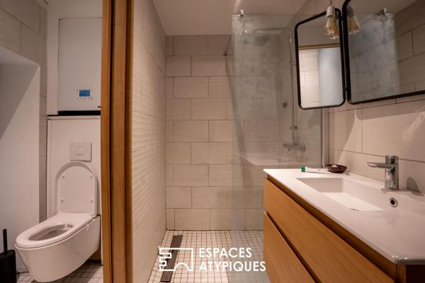 Refuge Urbain : Loft en Pierre et Acier au Coeur de Nantes