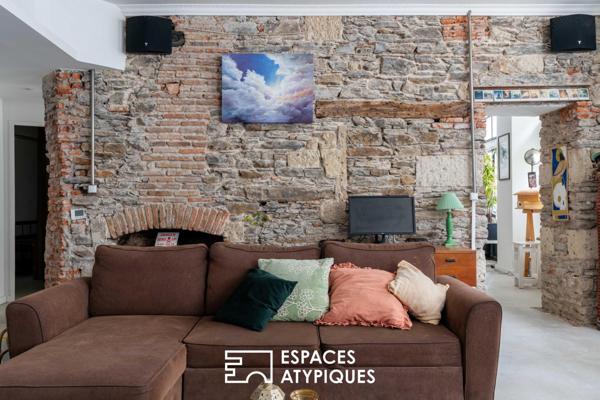Refuge Urbain : Loft en Pierre et Acier au Coeur de Nantes
