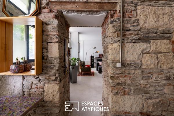 Refuge Urbain : Loft en Pierre et Acier au Coeur de Nantes