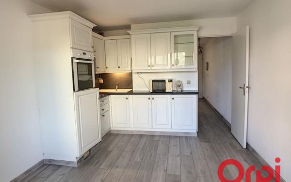 Appartement à louer    1 pièce •  Sainte-Maxime