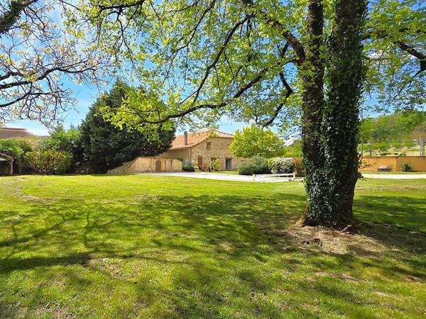 Monsempron-Libos (47500) Sublime grange rénovée avec piscine dans parc arboré - Monsempron -Libos