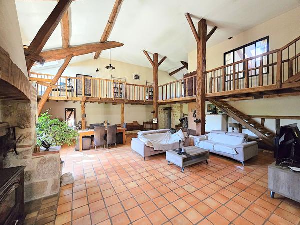 Monsempron-Libos (47500) Sublime grange rénovée avec piscine dans parc arboré - Monsempron -Libos