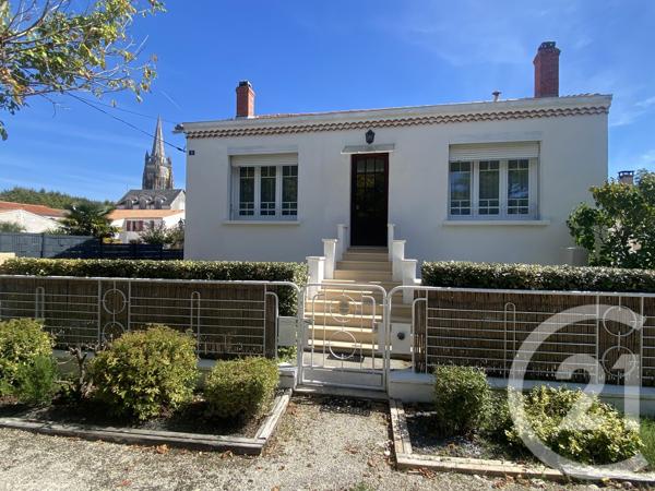 Maison à vendre  5 pièces - 182,61 m 2   ST PIERRE D OLERON  - 17