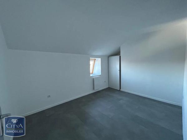 Appartement à louer 4 pièces 79.71m²