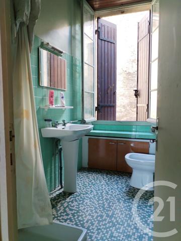 Maison à vendre  4 pièces - 142 m 2   CASTETS ET CASTILLON  - 33