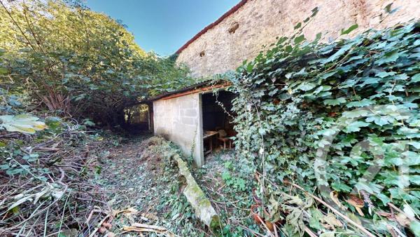 Maison à vendre  4 pièces - 142 m 2   CASTETS ET CASTILLON  - 33