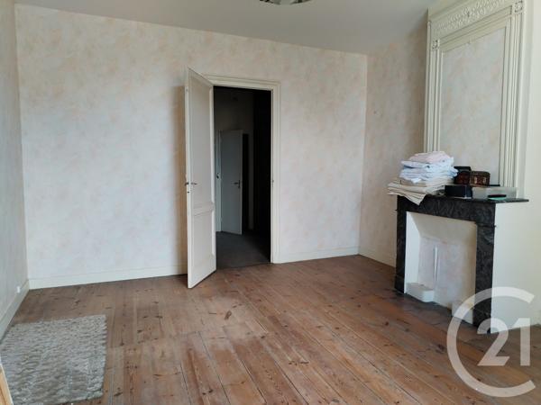 Maison à vendre  4 pièces - 142 m 2   CASTETS ET CASTILLON  - 33