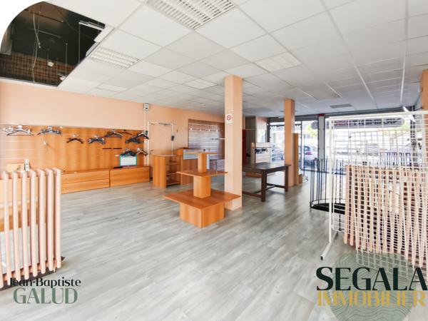 Carmaux (81400) Local commercial 120 m² – emplacement central Carmaux – forte visibilité