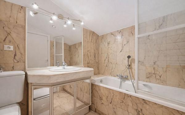 Appartement à vendre    4 pièces • 137,88 m2 Cannes