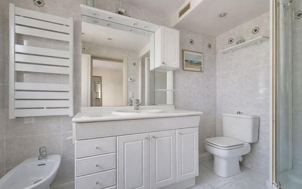 Appartement à vendre    4 pièces • 137,88 m2 Cannes