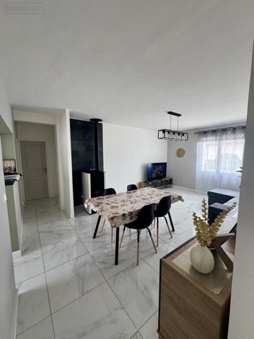 Maison à vendre à Brain-sur-Allonnes dans le Maine-et-Loire (49650), ref : 49076-337