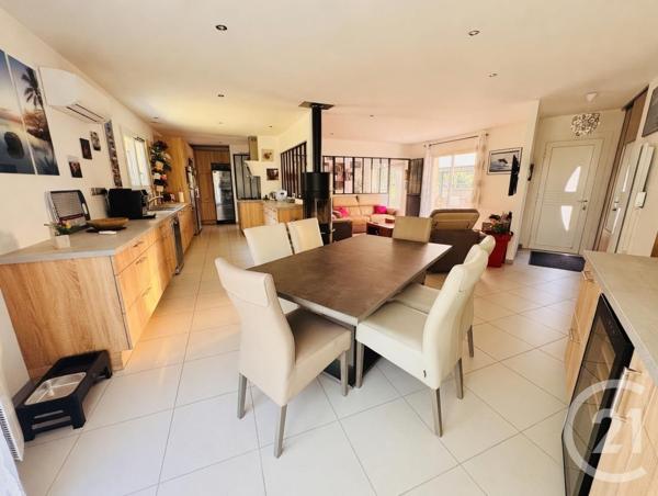 Maison à vendre  5 pièces - 113 m 2   HOURTIN  - 33