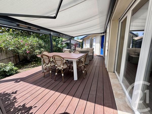 Maison à vendre  5 pièces - 113 m 2   HOURTIN  - 33