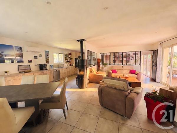 Maison à vendre  5 pièces - 113 m 2   HOURTIN  - 33